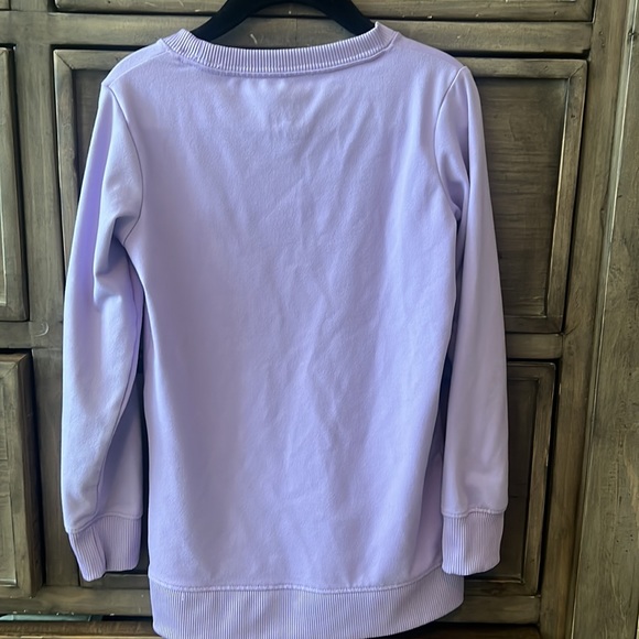 Nike athletic long sleeve top. - Picture 2 of 3